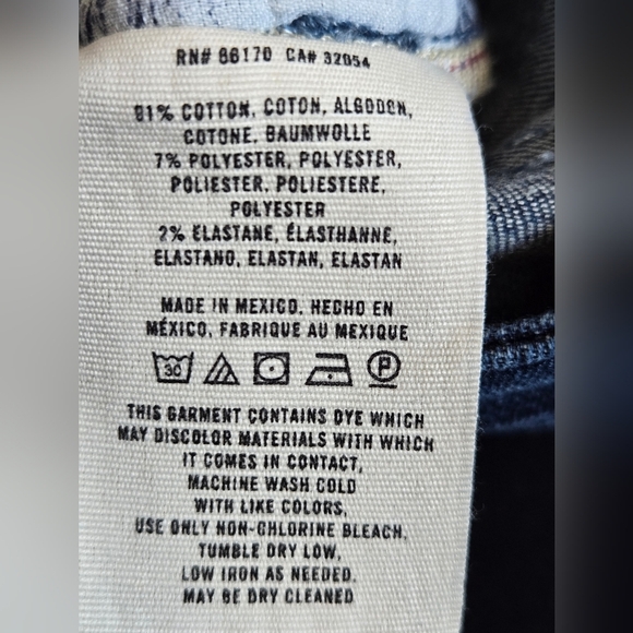 PILCRO ANTHROPOLOGIE Dark Wash Blue Bootcut Jeans. Size 26 - Picture 8 of 12